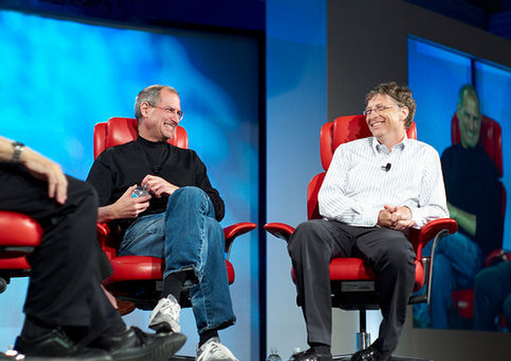 為什么微軟巔峰時期的市值趕不上蘋果？