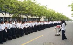 280名男生為唯一女生慶生，不要太幸福