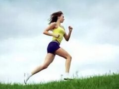 夏日不要盲目的運(yùn)動(dòng)，一定要采取科學(xué)的方式！